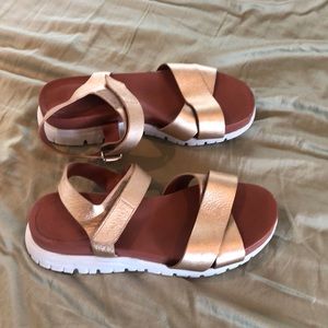 Cole Haan platform sandals size 7.5/8 lightly worn lots of fun in the sun left.